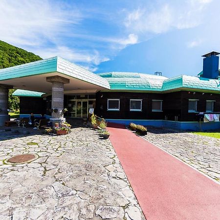 Hotel Minshuku Nihonkai Ishikari Esterno foto