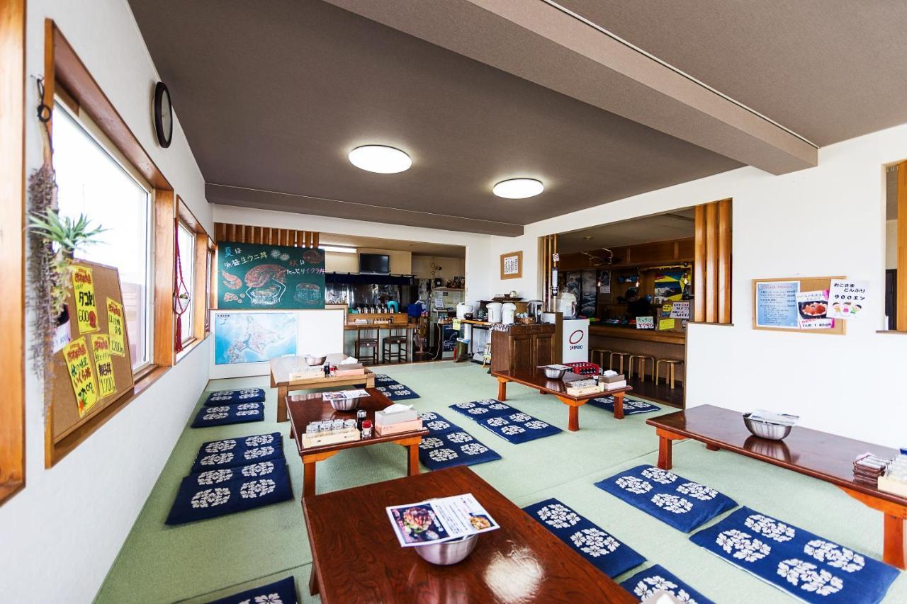 Hotel Minshuku Nihonkai Ishikari Esterno foto