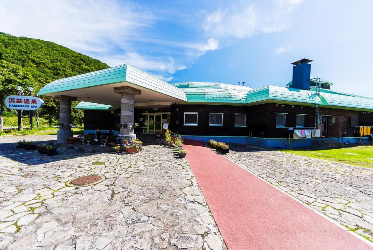 Hotel Minshuku Nihonkai Ishikari Esterno foto